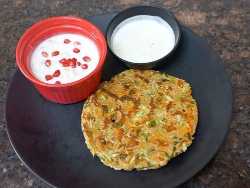 rajgira roti with kheere ka raita and paneer dip